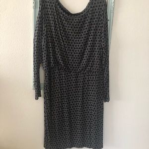 Scoop neck dress